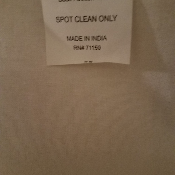 Christmas Farm House Tabble Runner - Picture 5 of 5